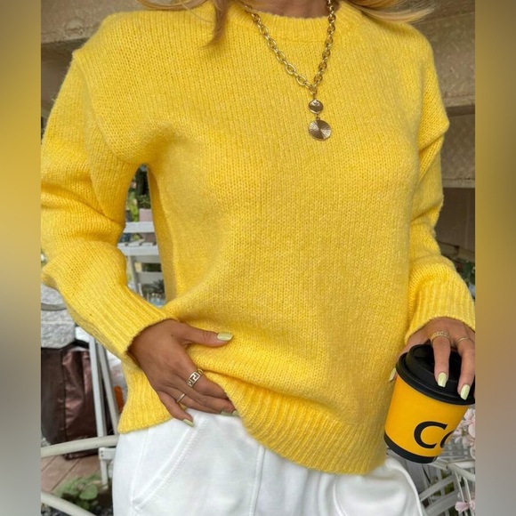 Luxe Vibrant Yellow Knit Sweater - Picture 3 of 5